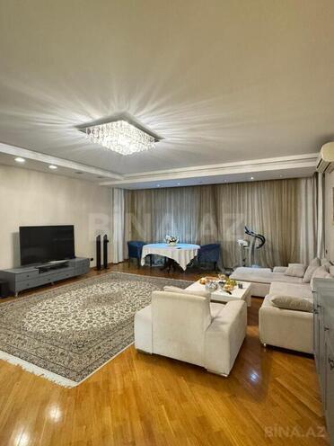 Satılır 4 otaqlı yeni tikili 190 m², 28 May m., photo 4 from 25