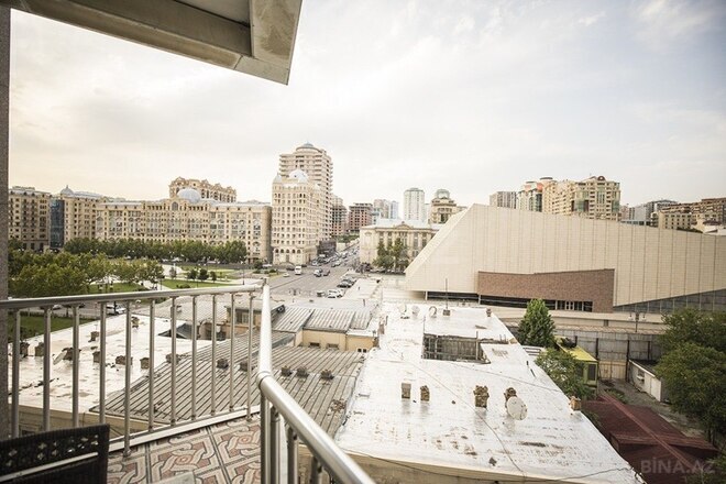 Сдаётся 4-комн. новостройка 240 м², Насиминский  р., photo 18 from 25