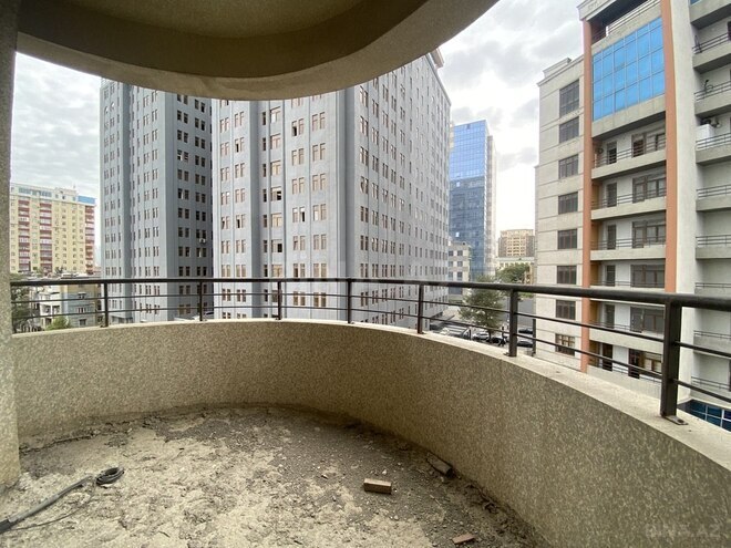 Продаётся 4-комн. новостройка 220 м², м. Низами, photo 14 from 28