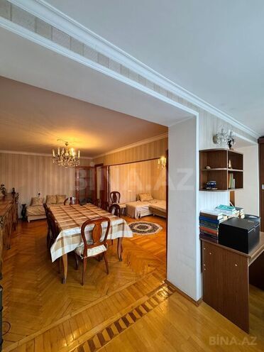 Satılır 3 otaqlı köhnə tikili 75 m², Elmlər Akademiyası m., photo 3 from 12