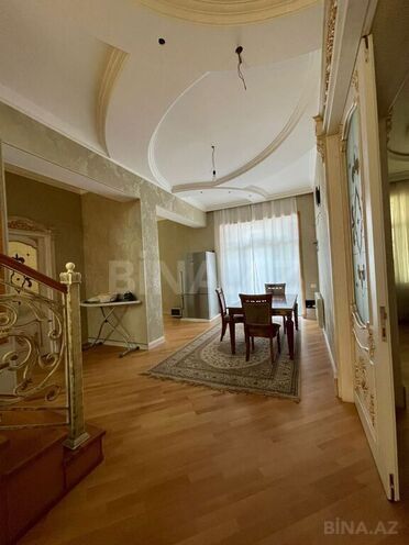 Продаётся 8-комн. дом/дача 800 м², Хатаинский р., photo 4 from 32