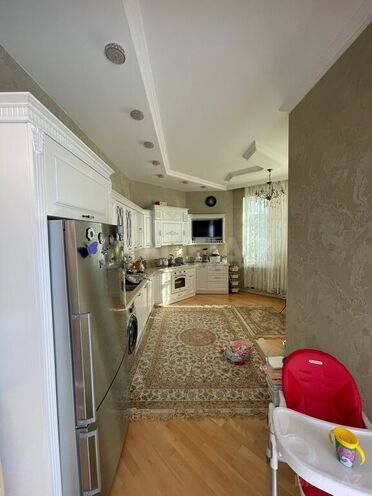 Продаётся 8-комн. дом/дача 800 м², Хатаинский р., photo 13 from 32