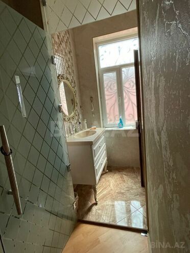 Продаётся 8-комн. дом/дача 800 м², Хатаинский р., photo 20 from 32