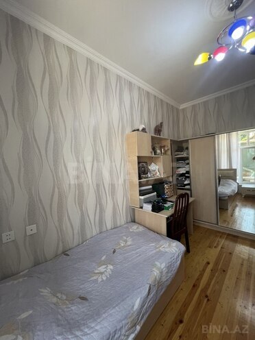 Продаётся 6-комн. дом/дача 220 м², м. Кара Караев, photo 13 from 24