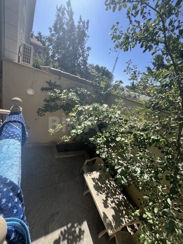 Продаётся 6-комн. дом/дача 220 м², м. Кара Караев, photo 8 from 24