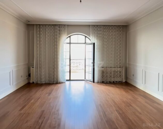 Satılır 10 otaqlı həyət evi/bağ evi 1 000 m², Novxanı q., photo 21 from 32