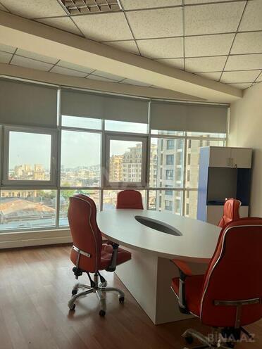 Сдаётся 5-комн. офис 180 м², м. Сахил, photo 4 from 9
