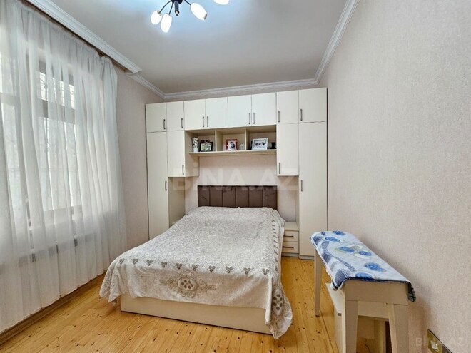 Satılır 4 otaqlı həyət evi/bağ evi 130 m², photo 10 from 30
