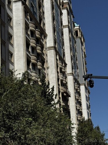 Satılır 3 otaqlı yeni tikili 140 m², Gənclik m., photo 1 from 7