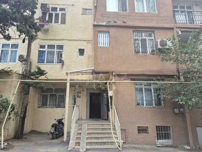 Продаётся 1-комн. вторичка 17 м², м. Азадлыг проспекти, photo 3 from 8