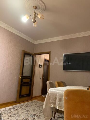 Продаётся 2-комн. вторичка 65 м², м. Ази Асланов, photo 8 from 14