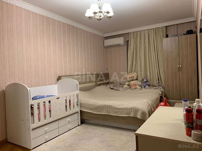 Продаётся 2-комн. вторичка 65 м², м. Ази Асланов, photo 6 from 14