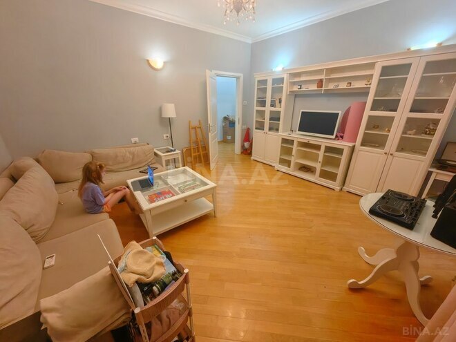 Продаётся 3-комн. вторичка 90 м², м. 28 мая, photo 3 from 30