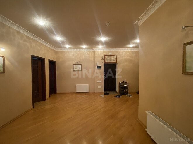 Продаётся 3-комн. новостройка 165 м², м. Элмляр Академиясы, photo 18 from 25