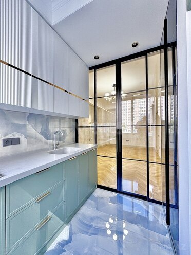 Продаётся 3-комн. новостройка 70 м², м. Кара Караев, photo 15 from 19