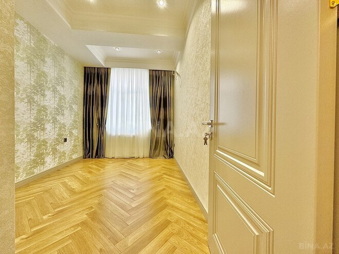 Продаётся 3-комн. новостройка 70 м², м. Кара Караев, photo 6 from 19