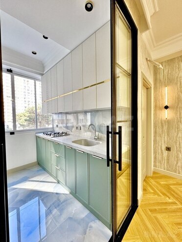 Продаётся 3-комн. новостройка 70 м², м. Кара Караев, photo 5 from 19
