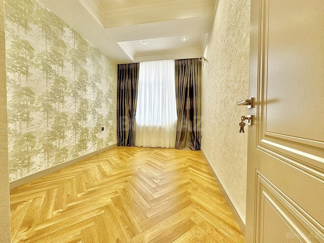 Продаётся 3-комн. новостройка 70 м², м. Кара Караев, photo 11 from 19