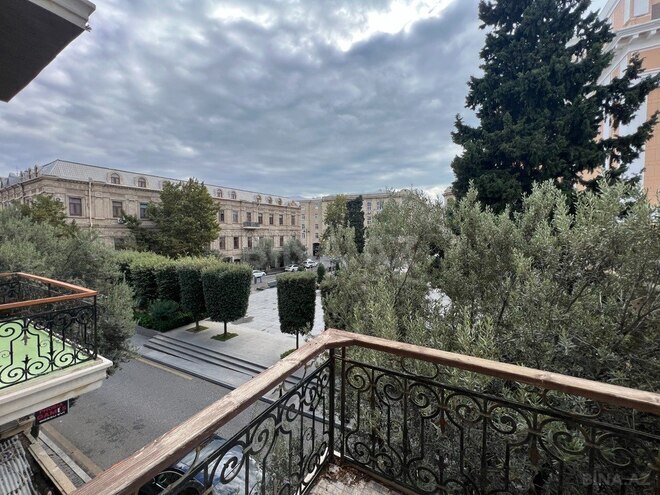 Сдаётся 4-комн. вторичка 200 м², м. Сахил, photo 16 from 17