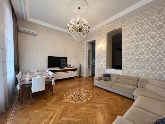 Сдаётся 4-комн. вторичка 200 м², м. Сахил, photo 3 from 17