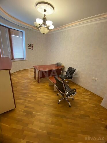Сдаётся 4-комн. офис 160 м², м. Низами, photo 9 from 15