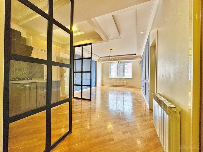 Продаётся 2-комн. новостройка 70 м², м. Кара Караев, photo 3 from 18