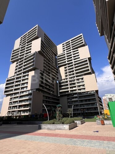 Сдаётся 2-комн. новостройка 66 м², м. Элмляр Академиясы, photo 1 from 15