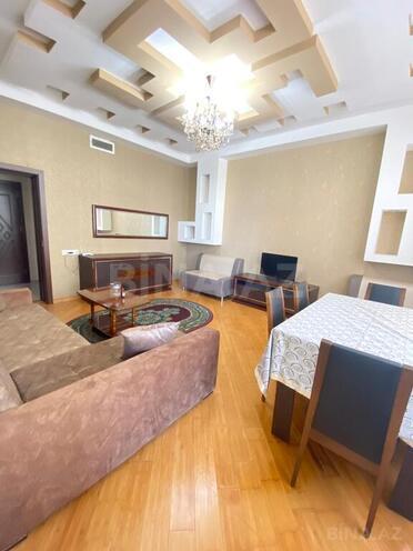 Сдаётся 3-комн. новостройка 145 м², м. Низами, photo 19 from 21