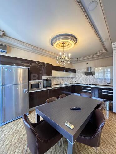 Продаётся 4-комн. новостройка 250 м², м. Элмляр Академиясы, photo 15 from 20