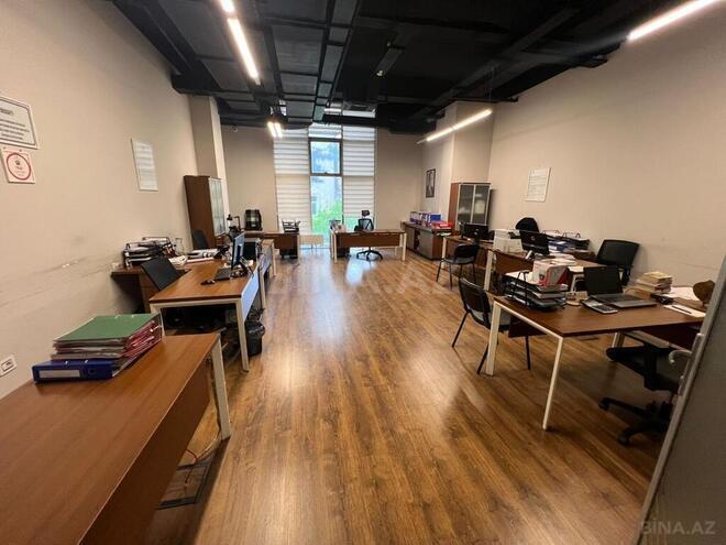 Сдаётся 16-комн. офис 820 м², м. Элмляр Академиясы, photo 5 from 12
