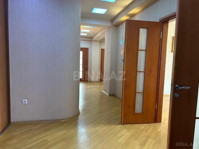 Сдаётся 3-комн. новостройка 155 м², м. 28 мая, photo 12 from 19