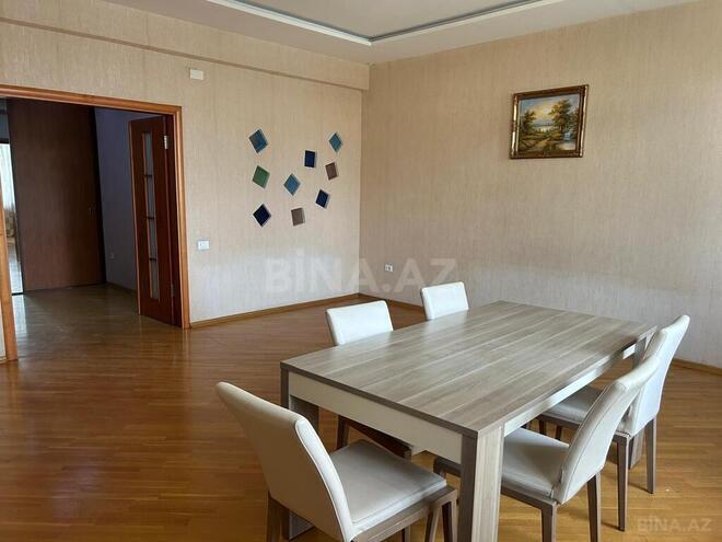 Сдаётся 3-комн. новостройка 155 м², м. 28 мая, photo 1 from 19