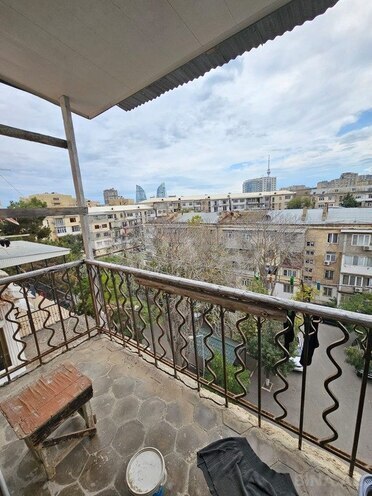 Сдаётся 2-комн. вторичка 60 м², м. Элмляр Академиясы, photo 8 from 17