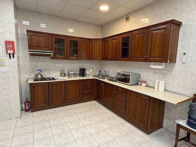Сдаётся 20-комн. офис 1 000 м², м. Ичеришехер, photo 12 from 32
