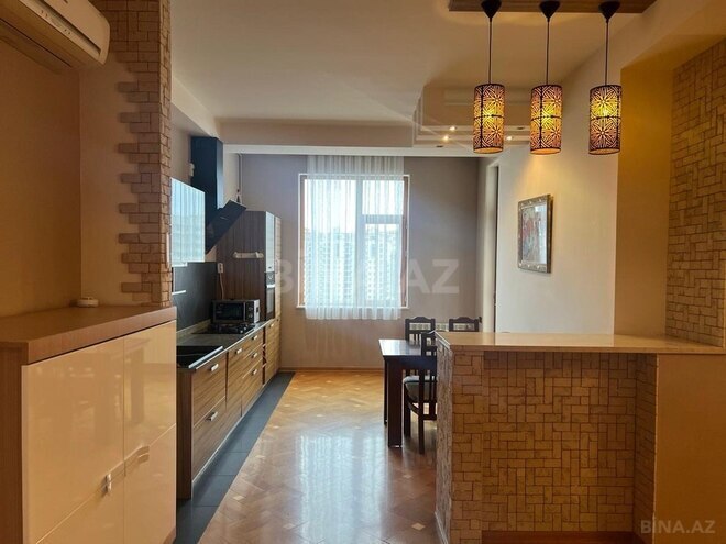 İcarəyə verilir 3 otaqlı yeni tikili 117 m², 28 May m., photo 8 from 24