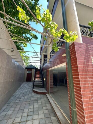 Сдаётся 9-комн. дом/дача 950 м², пос. Новханы, photo 13 from 31