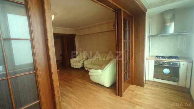 Satılır 7 otaqlı köhnə tikili 300 m², Səbail r., photo 7 from 32