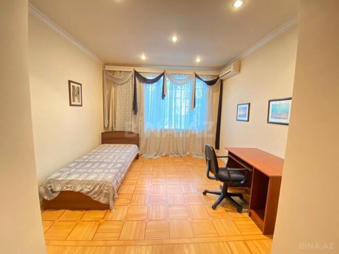 Сдаётся 3-комн. вторичка 120 м², м. Сахил, photo 22 from 29