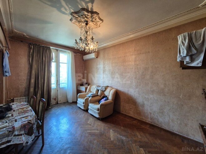 Satılır 3 otaqlı köhnə tikili 105 m², Nizami m., photo 8 from 16