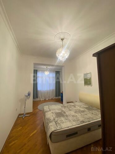 İcarəyə verilir 2 otaqlı köhnə tikili 94 m², Sahil m., photo 14 from 31