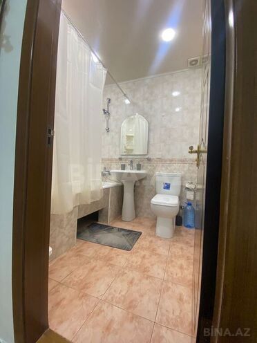 İcarəyə verilir 2 otaqlı köhnə tikili 94 m², Sahil m., photo 17 from 31