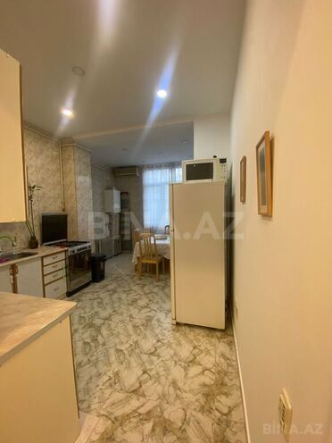 İcarəyə verilir 2 otaqlı köhnə tikili 94 m², Sahil m., photo 20 from 31