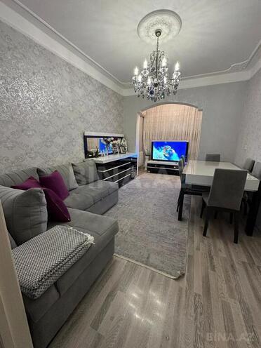 Продаётся 2-комн. вторичка 60 м², м. 20 января, photo 1 from 16