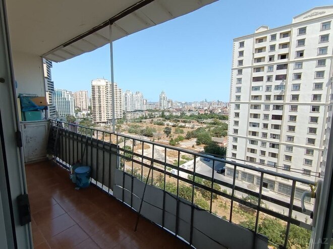 Satılır 3 otaqlı köhnə tikili 100 m², Yasamal q., photo 13 from 16