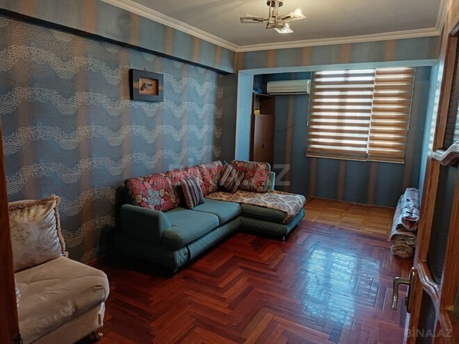 Satılır 3 otaqlı köhnə tikili 100 m², Yasamal q., photo 1 from 16