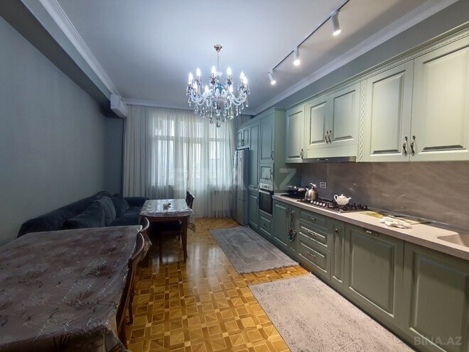 Satılır 5 otaqlı yeni tikili 220 m², 8 Noyabr m., photo 18 from 21