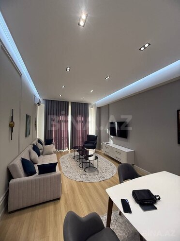 İcarəyə verilir 2 otaqlı yeni tikili 70 m², 28 May m., photo 3 from 8