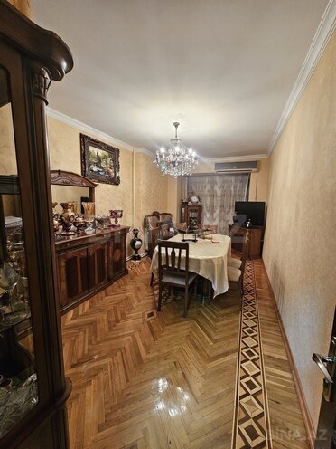 Satılır 5 otaqlı köhnə tikili 125 m², 8-ci mikrorayon q., photo 6 from 19