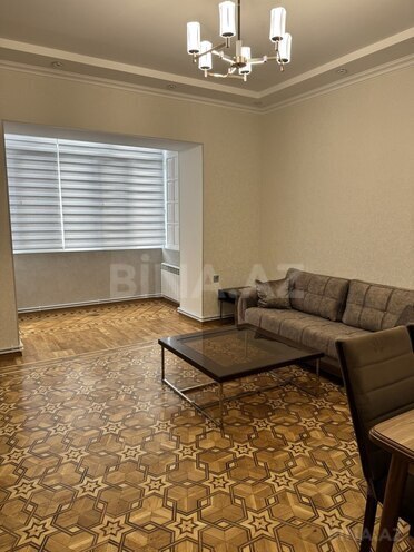 Сдаётся 2-комн. вторичка 55 м², Насиминский  р., photo 3 from 11