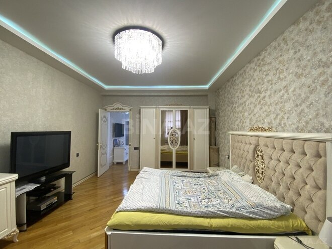 Продаётся 3-комн. новостройка 160 м², м. Низами, photo 16 from 32